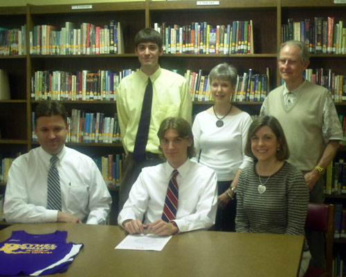 Robertson signs to run for the Wildcats cross country team.