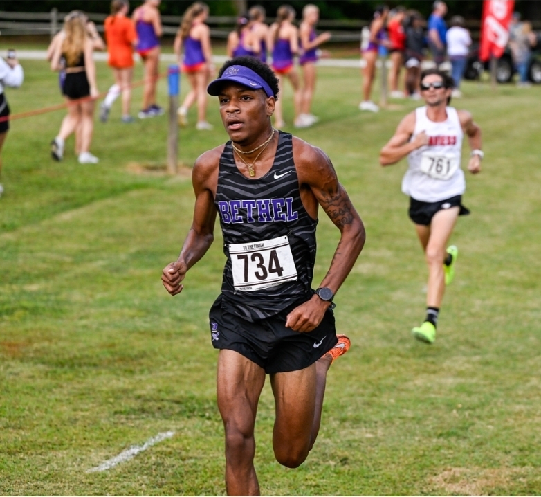Wildcats Shine at Warhawk Invitational