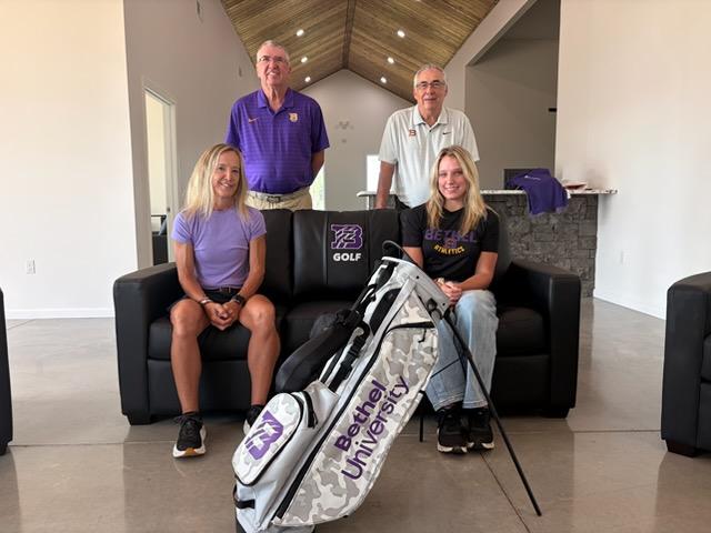 Skylar Waller Signs with Bethel University Women's Golf