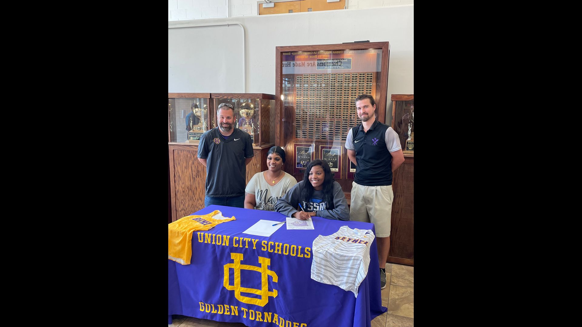 Cats Add Track Star
